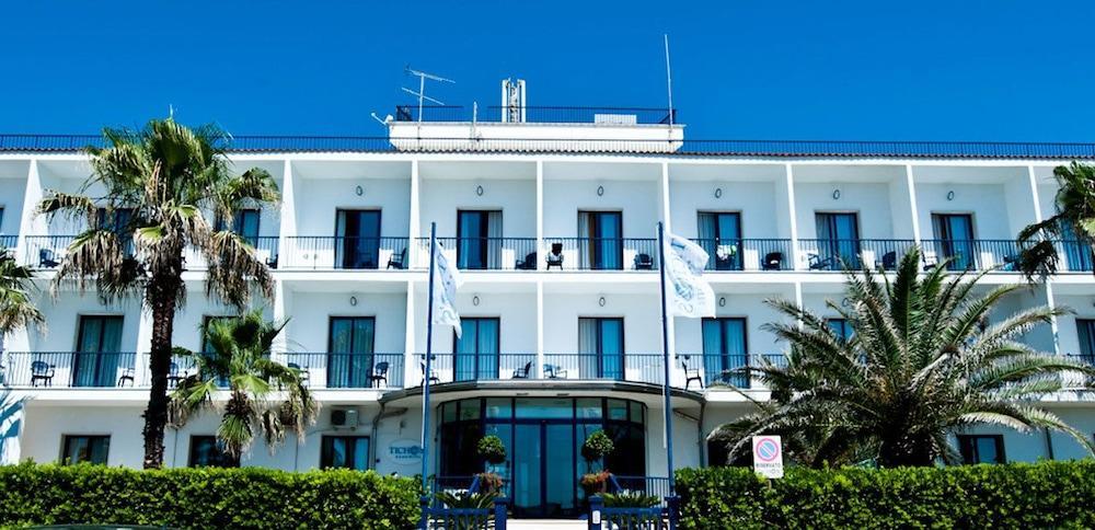Ticho'S Greenblu Hotel Castellaneta Marina Eksteriør bilde