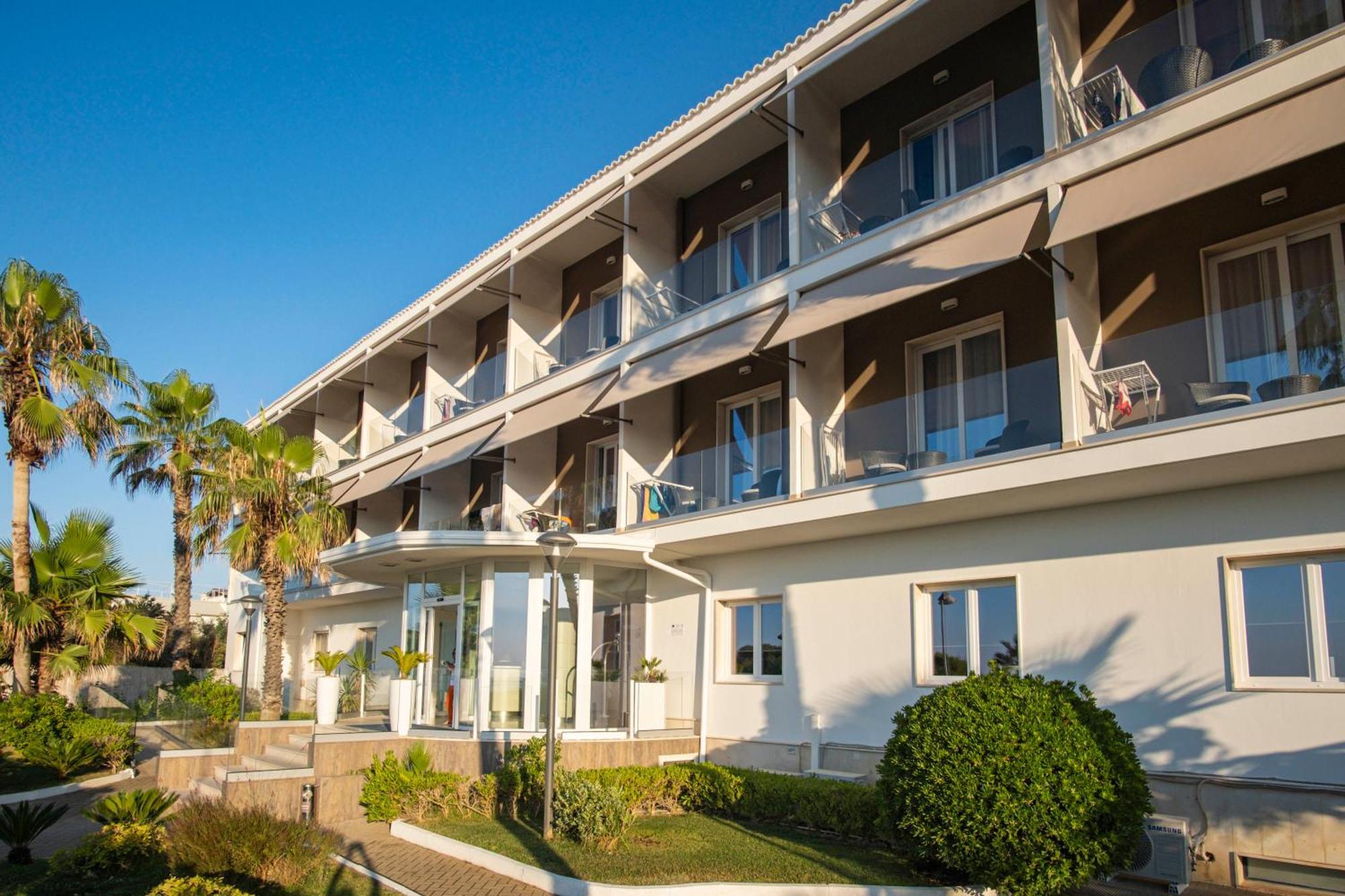 Ticho'S Greenblu Hotel Castellaneta Marina Eksteriør bilde