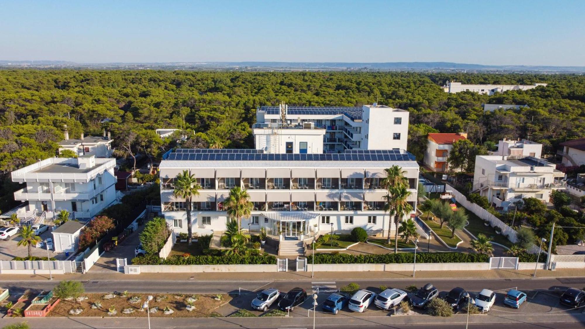 Ticho'S Greenblu Hotel Castellaneta Marina Eksteriør bilde